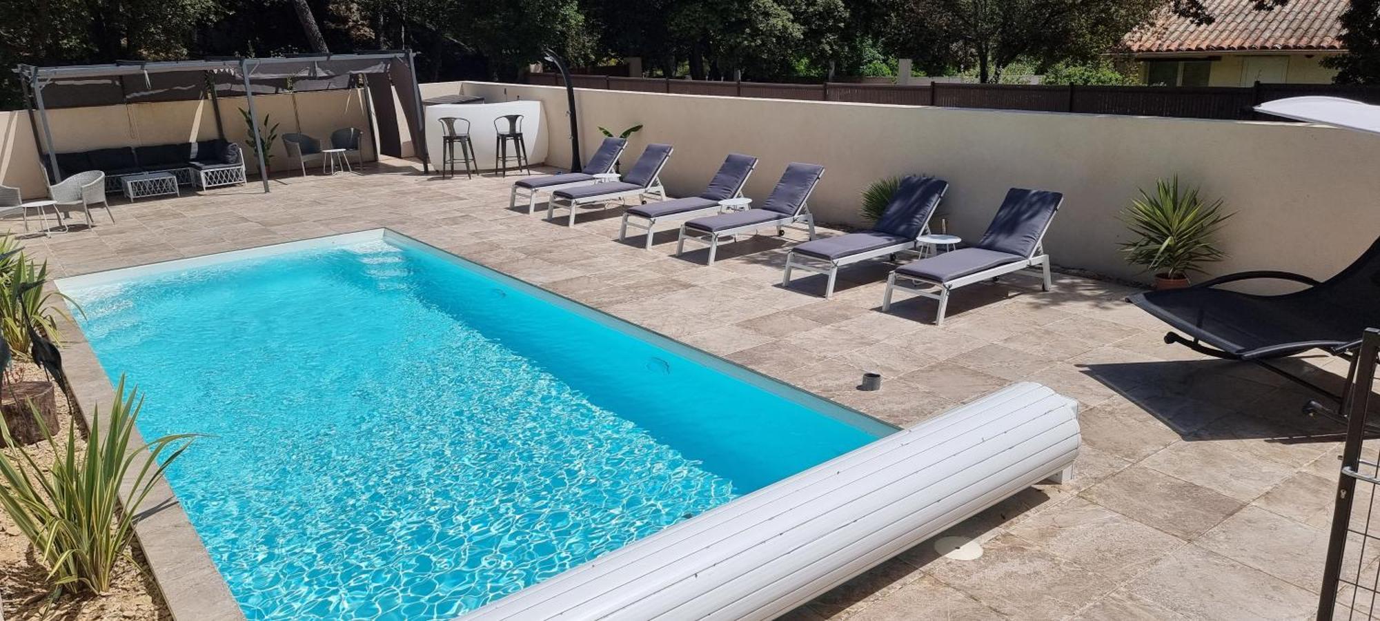 Saint-Esteve-Janson Les Bois De Zola Entre Provence Et Luberonアパートホテル エクステリア 写真